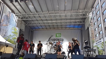 Koncert na Jazz festivalu v Torontu
